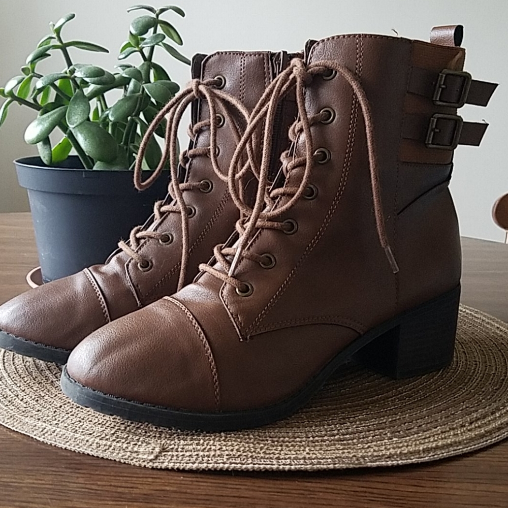 Brash ankle boot